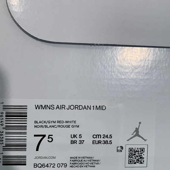 🖤❤️NIKE AIR JORDAN 1 MID SNEAKERS❤️🖤 - Picture 11 of 12